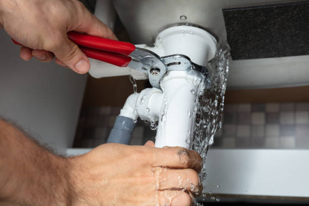 Best Water damage restoration specialists  in New Castle, DE